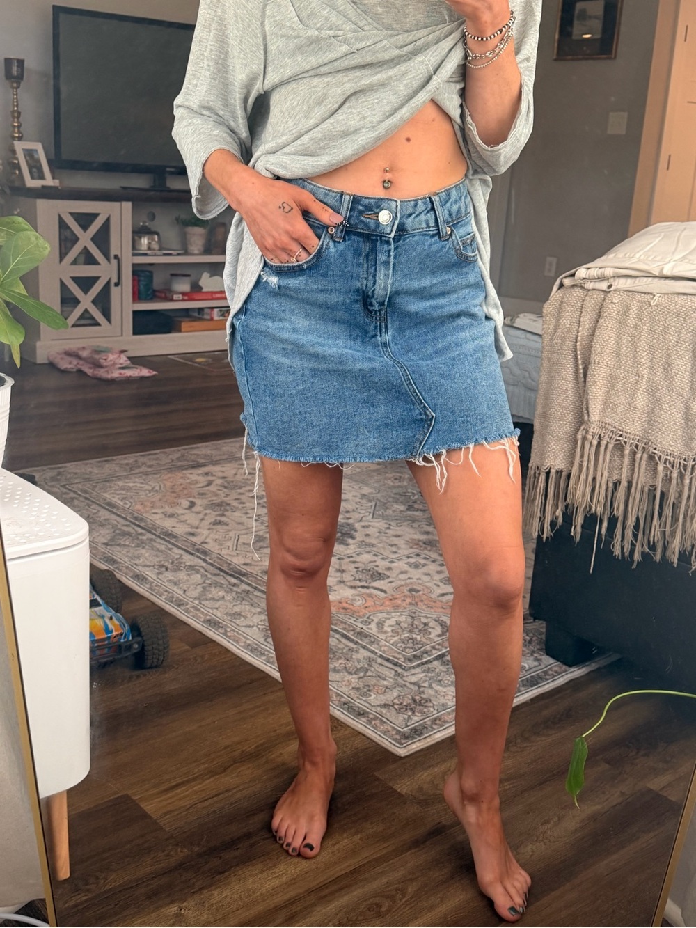 wild fable Blue Distressed Denim Mini Skirt, Size 00, Cute! 🩵🩵🩵